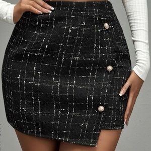 Asymmetrical Hem Plaid Tweed Skirt
